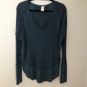 EUC. Free People Catalina V-neck thermal. Small.
